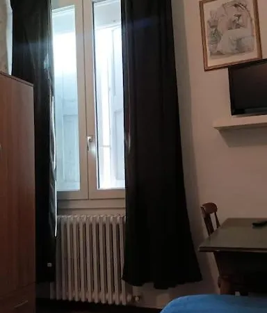 Bilocale Del Borgo - Check-in H24 Apartamento *