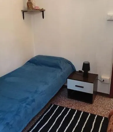 Bilocale Del Borgo - Check-in H24 * Bologna